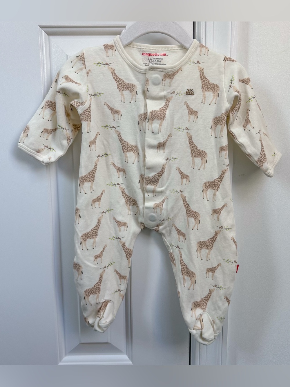 Magnetic Me giraffe sleeper 3-6m